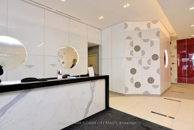 Additional image 5 of 30 Meadowglen Pl Unit 1003