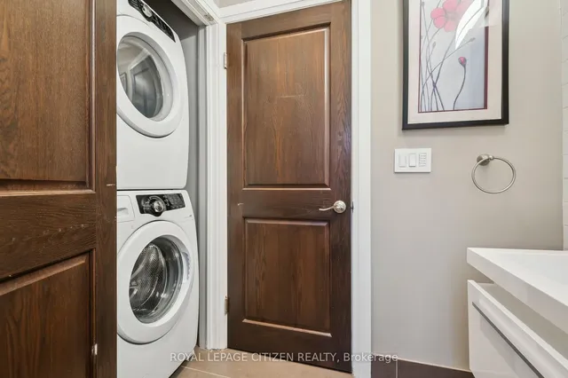 Additional image 29 of 326 Carlaw Ave Unit 201