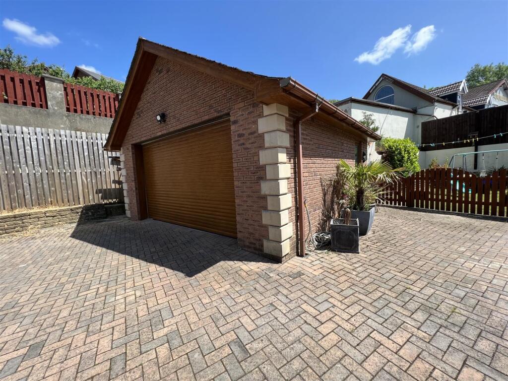 Additional image 18 of Well Place, Aberdare