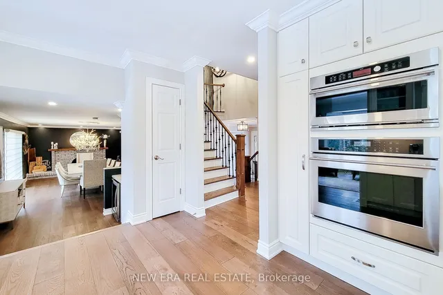 Additional image 14 of 2119 Agincourt Cres