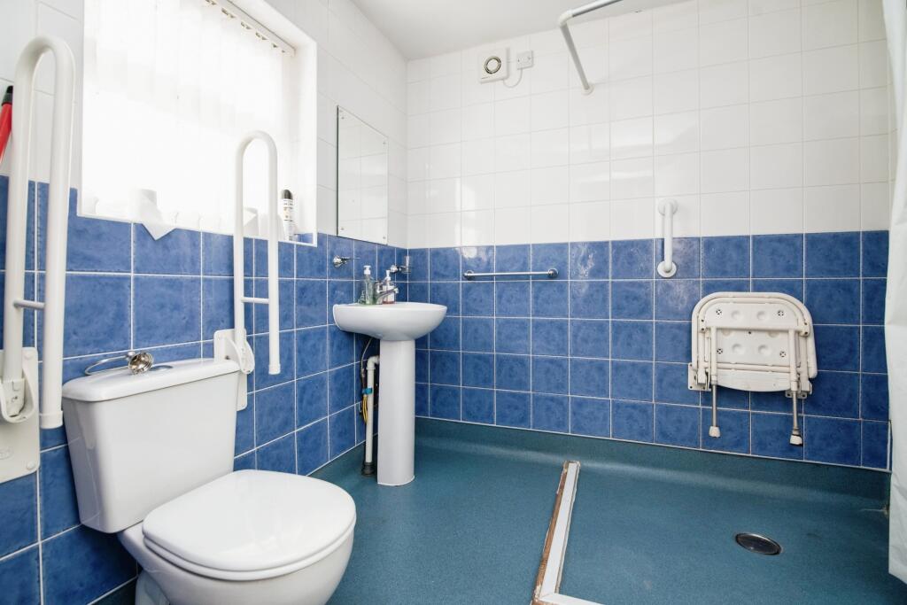 Additional image 13 of Waterloo Road, Smethwick, B66