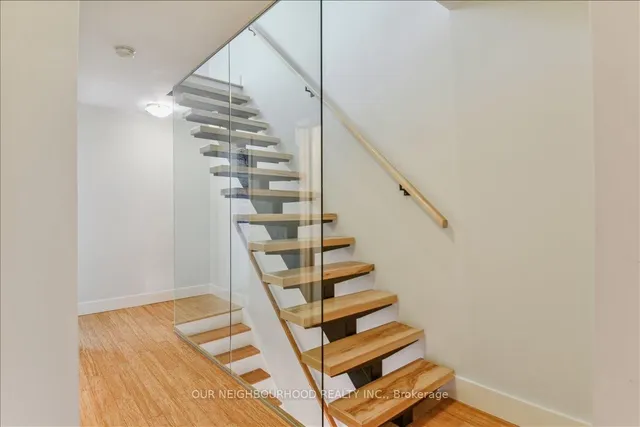 Additional image 28 of 69 Longboat Ave