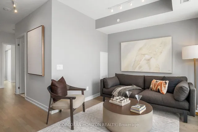 Additional image 29 of 55 Duke St Unit 423