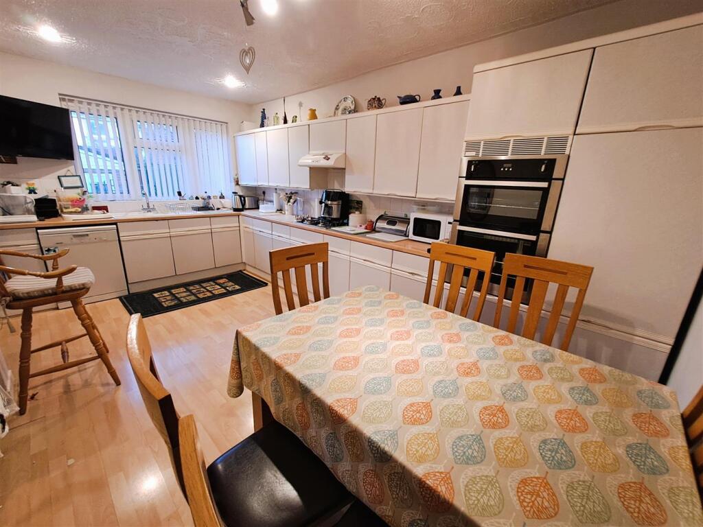 Additional image 11 of Whitecroft Road, Sheldon, Birmingham