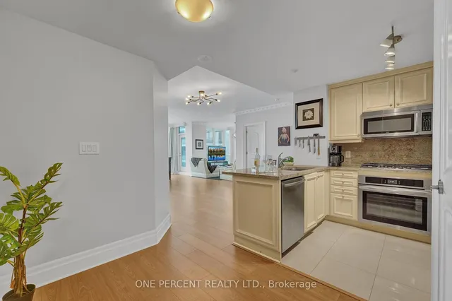 Additional image 5 of 16 Harbour St Unit 4010