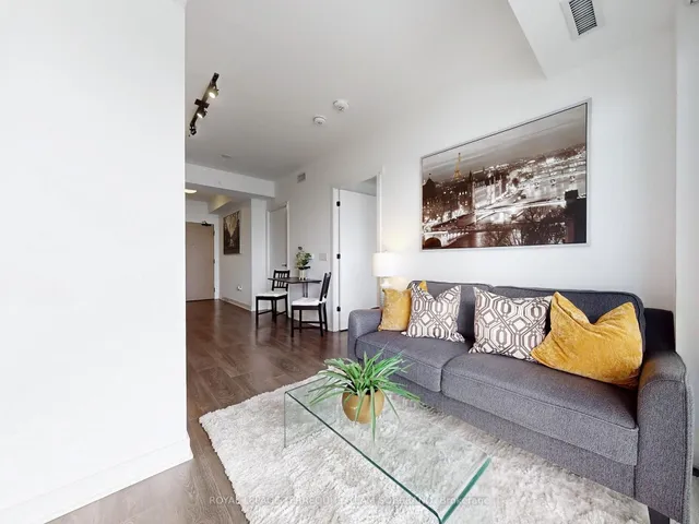 Additional image 18 of 36 Zorra St Unit 2801