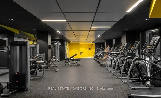 Additional image 25 of 36 Zorra St Unit 502