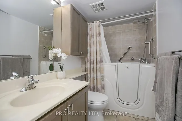Additional image 31 of 2119 Lake Shore Blvd Unit 217