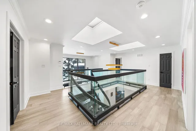 Additional image 17 of 97 Clarinda Dr