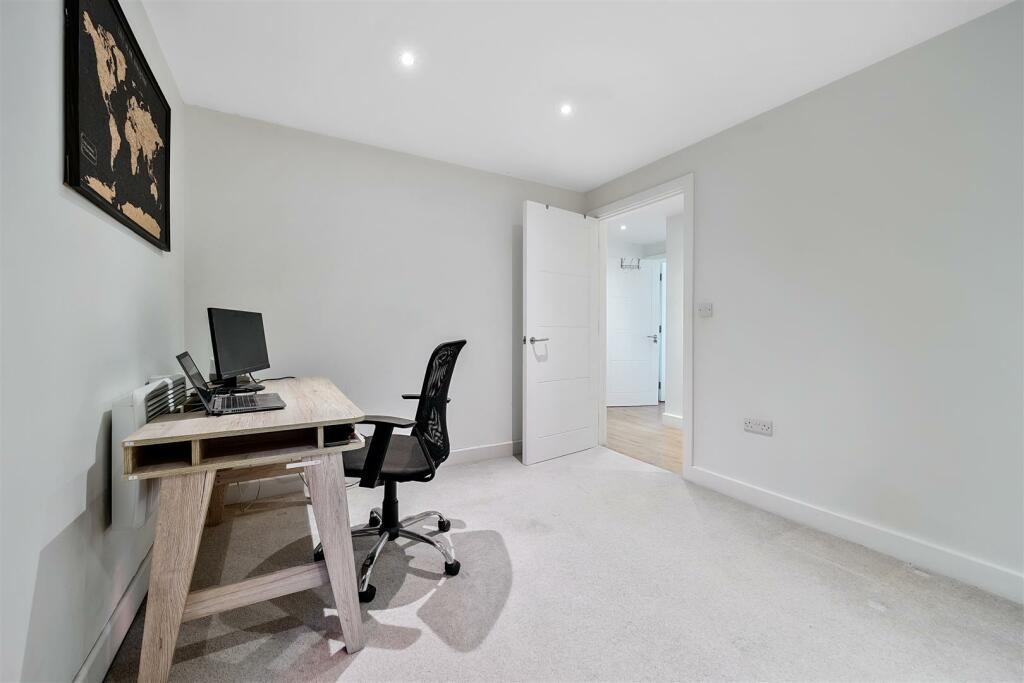 Additional image 14 of Hampton Road, Redland