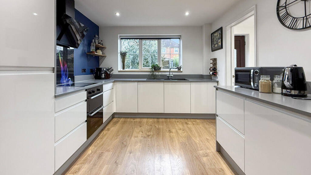 Additional image 4 of Azalea Drive, Warminster