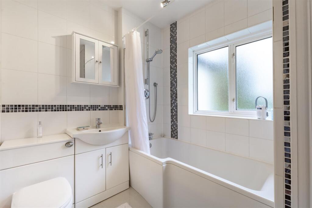 Additional image 17 of Towncourt Crescent, Petts Wood