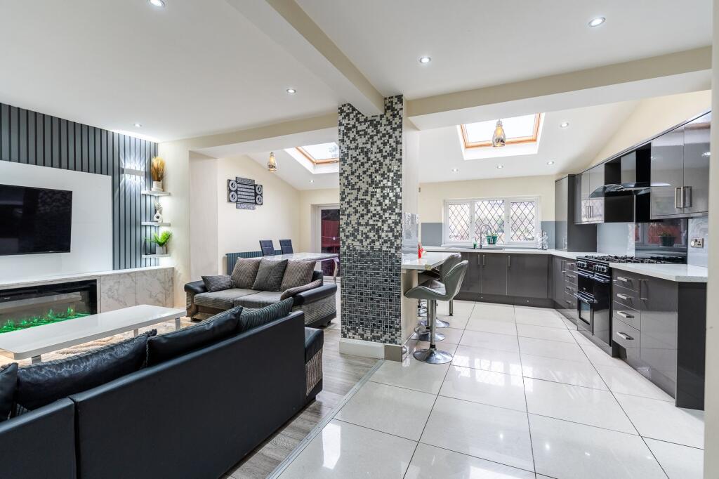 Additional image 16 of Birch Lane, Bradford, BD5