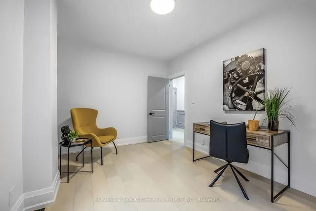 Additional image 30 of 89 Concord Ave