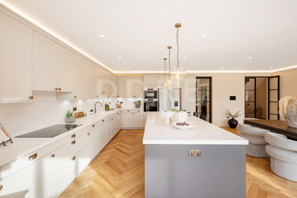 Additional image 9 of Mymms Drive, Brookmans Park, AL9