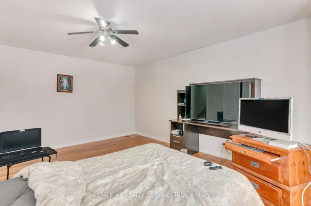 Additional image 29 of 54 Woodvalley Dr