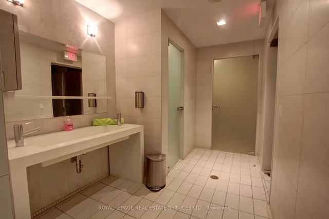 Additional image 30 of 38 The Esplanade Unit 807