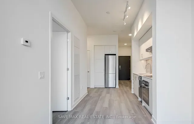 Additional image 4 of 9 Tecumseth St Unit PH 11