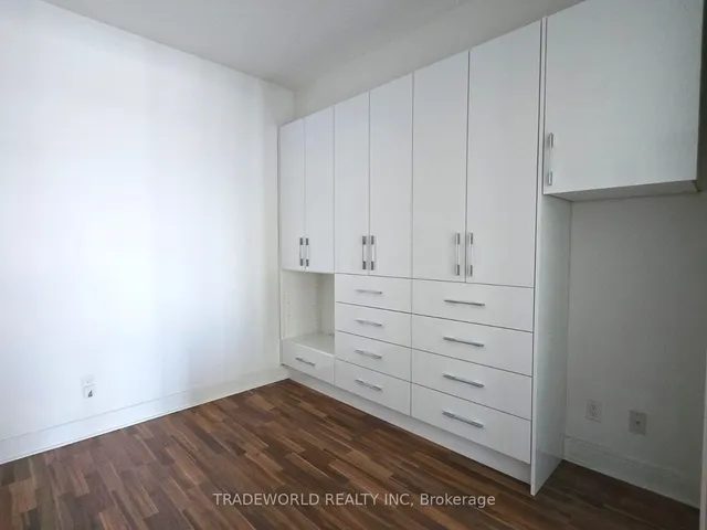 Additional image 12 of 35 Brian Peck Cres Unit 1023