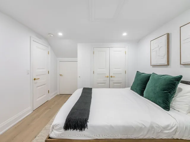 Additional image 33 of 357 Euclid Ave