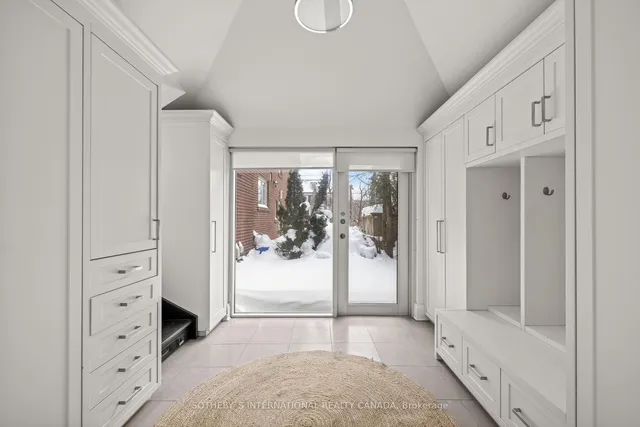 Additional image 29 of 208 Hillhurst Blvd