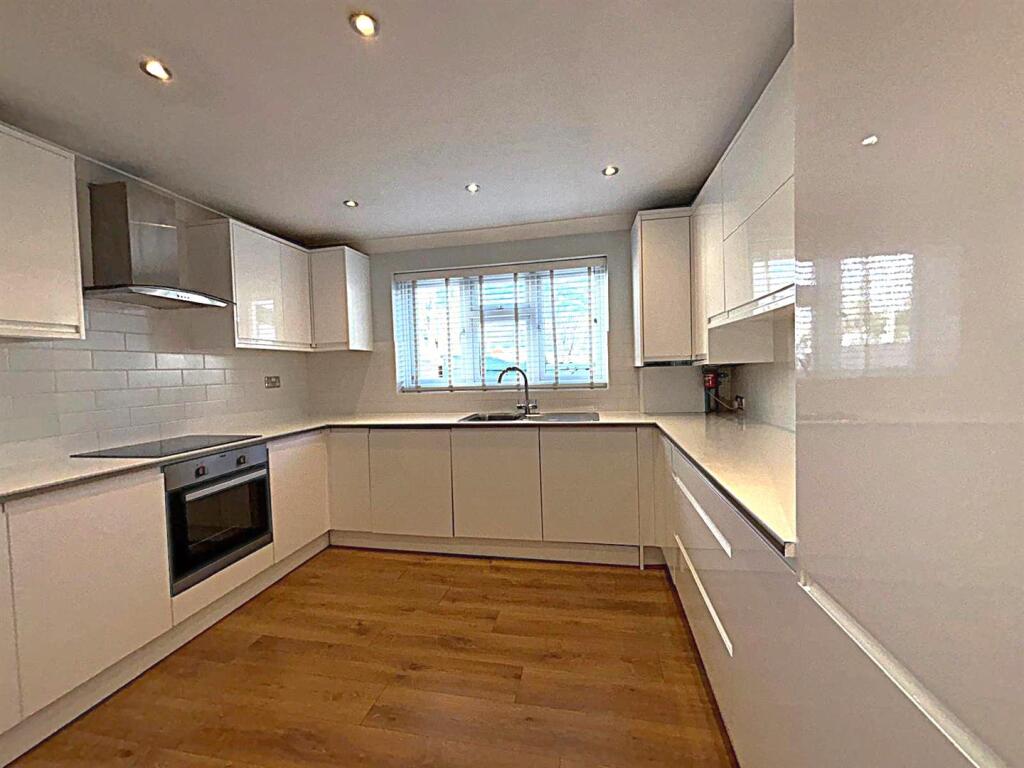 Additional image 11 of Addison Road, Bromley