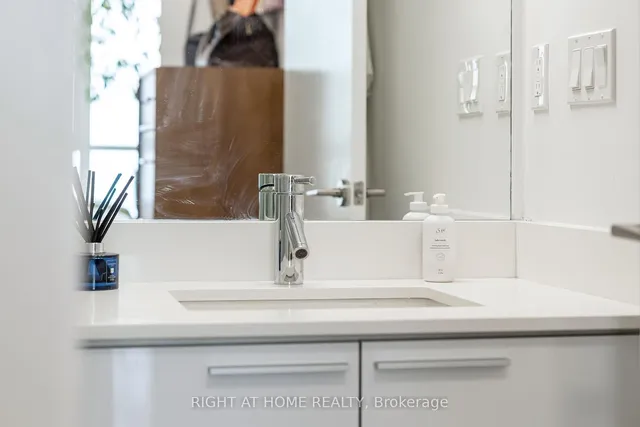 Additional image 20 of 10 Park Lawn Rd Unit 3510