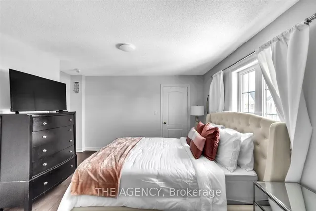 Additional image 31 of 19 Hobart Gdns