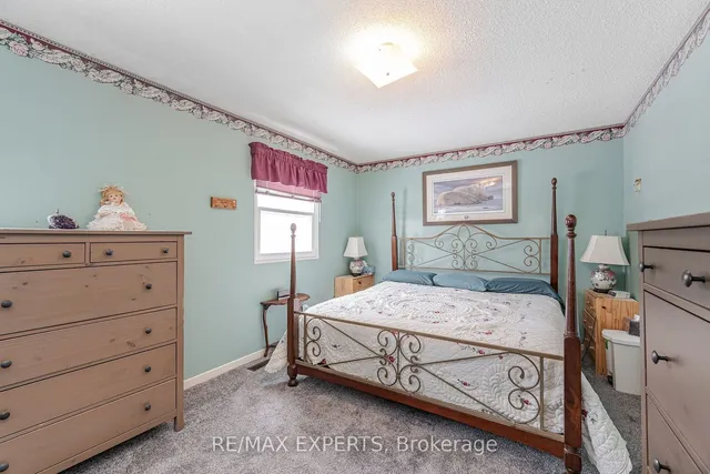 Additional image 22 of 28 Traverston Crt