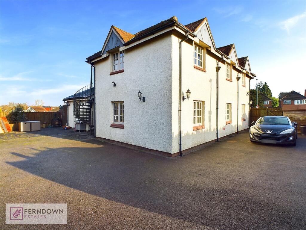 Additional image 21 of Holly Lane, Marston Green, B37