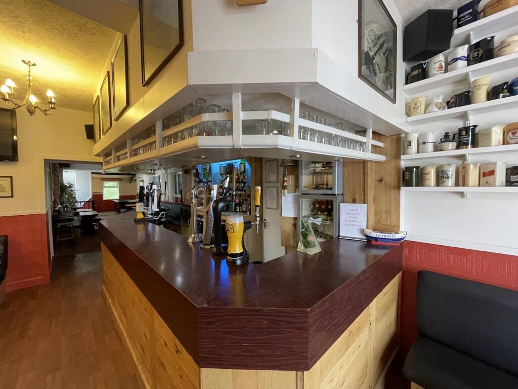Additional image 4 of Clive Arms Hotel, 31 John Street, Penarth, CF64 1DN
