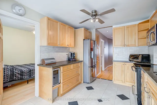 Additional image 10 of 527 Sammon Ave