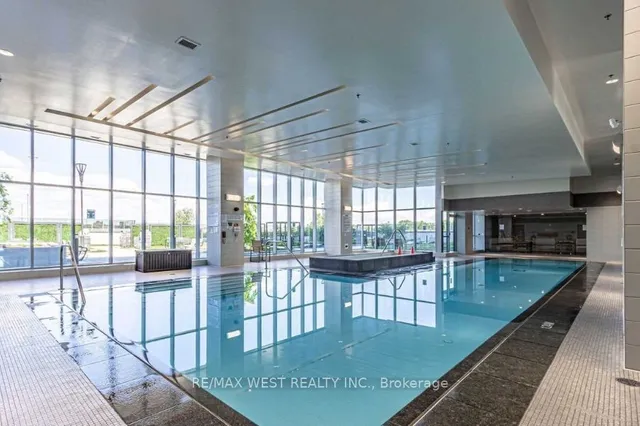 Additional image 18 of 2093 Fairview St Unit 610