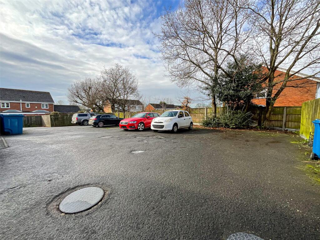 Additional image 13 of Lychgate Close, Glascote, Tamworth, Staffordshire, B77