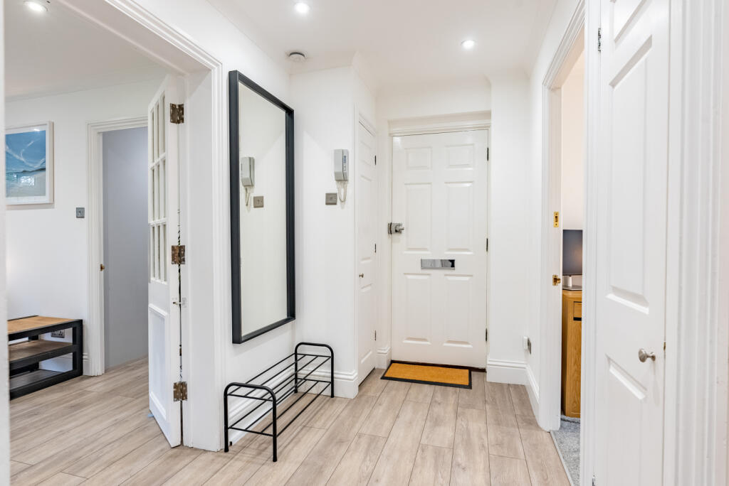 Additional image 10 of King Harry Lane, St. Albans, Hertfordshire, AL3