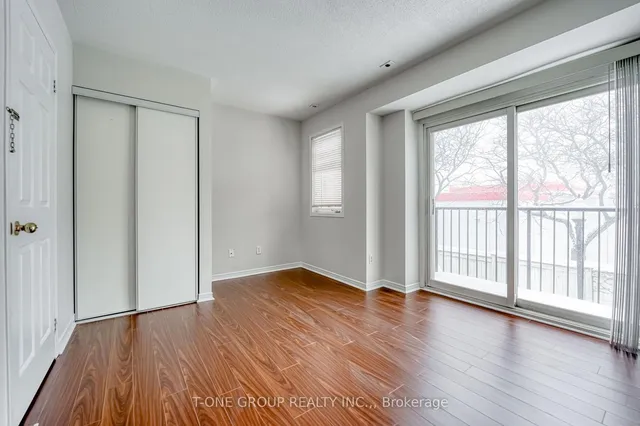 Additional image 4 of 19 Rosebank Dr Unit 903