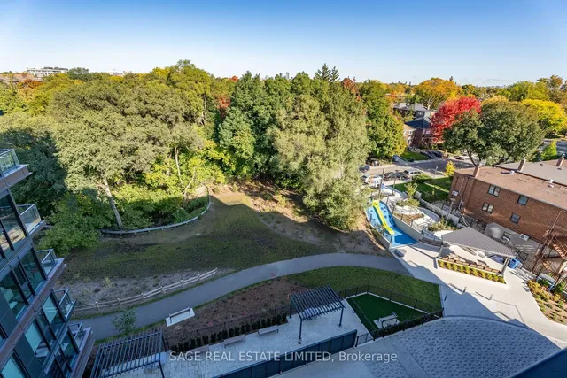 Additional image 19 of 250 Lawrence Ave Unit 703