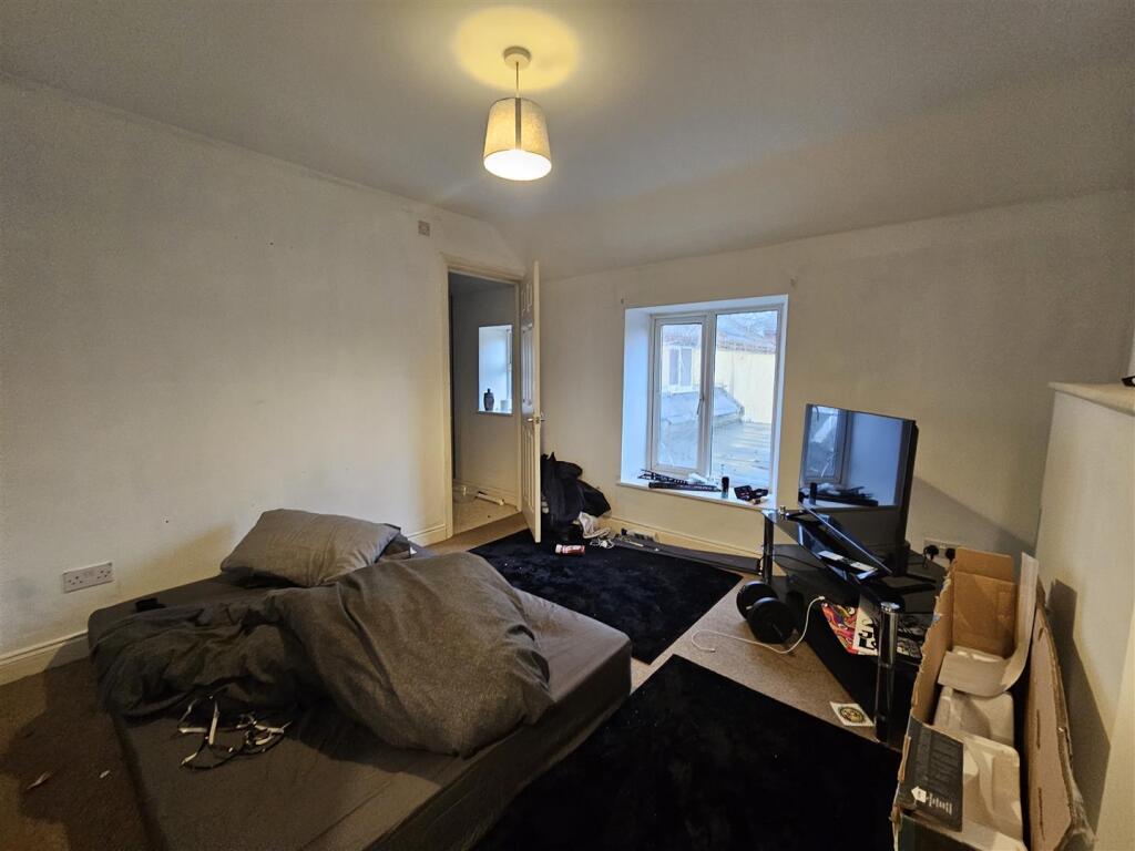 Additional image 8 of Regent Street, Kingswood, Bristol