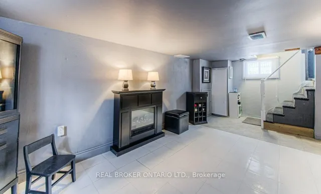 Additional image 32 of 60 Blucher St