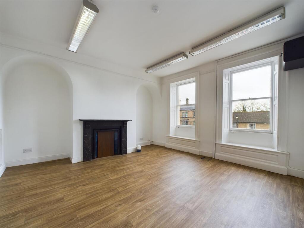 Additional image 6 of Castle Chambers, Market Place, Barnard Castle