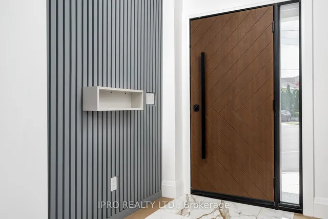 Additional image 4 of 1384 Pape Ave