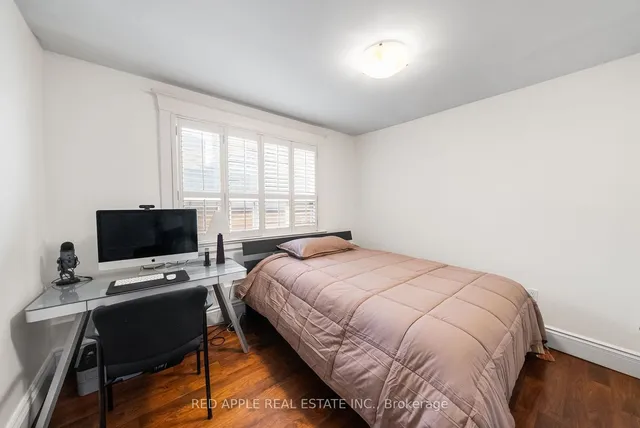 Additional image 38 of 52 Rose Ave