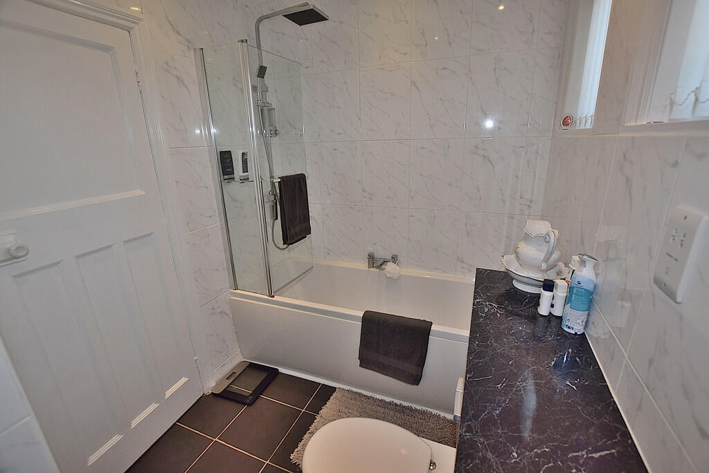 Additional image 13 of Fontenay Road, Richmond