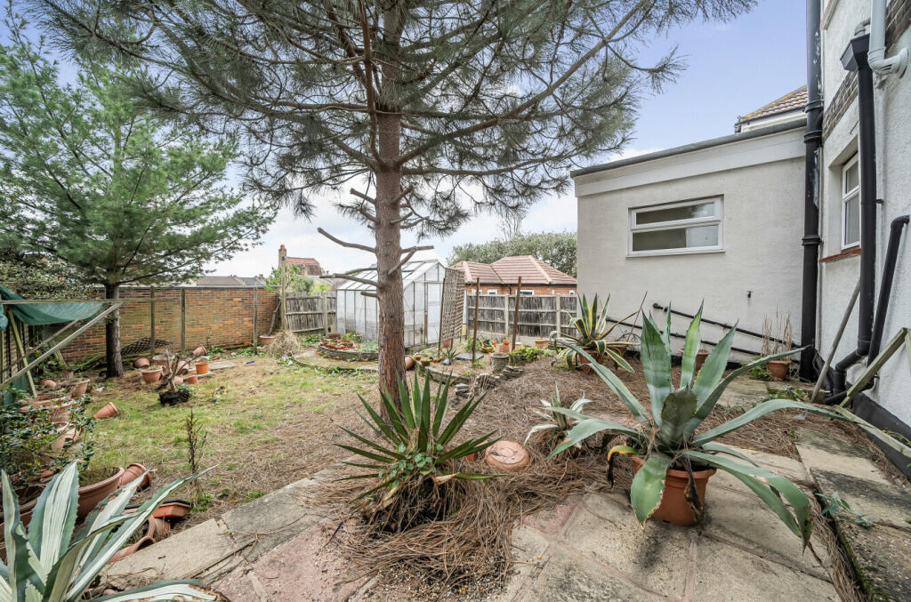 Additional image 8 of Minster Road, Bromley, BR1