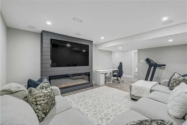 Additional image 8 of 362 Festival Way