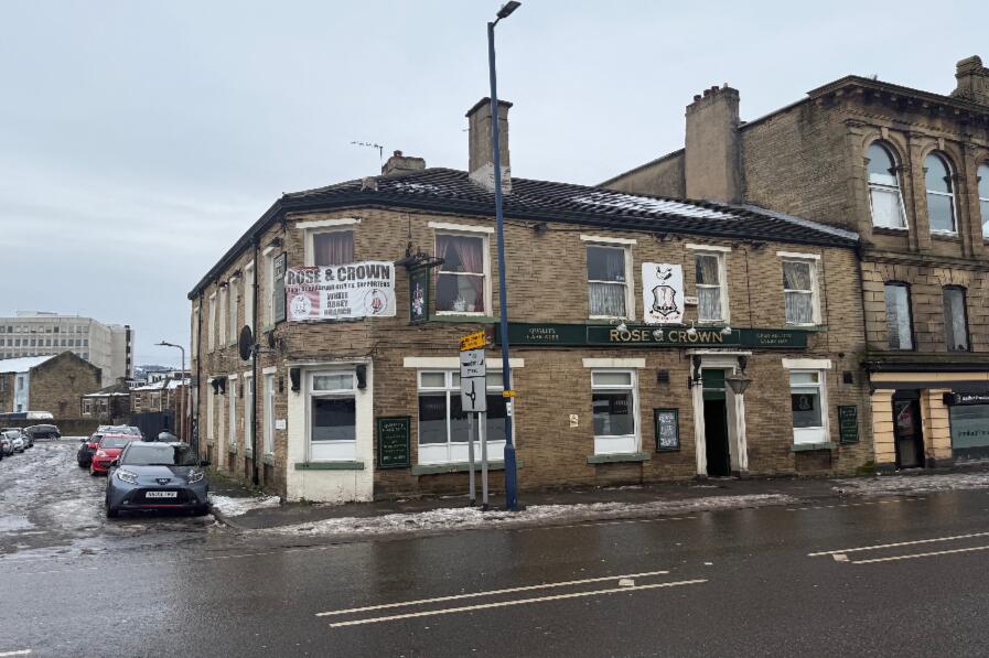 Primary image of Rose and Crown Westgate, Bradford, BD1 3AD