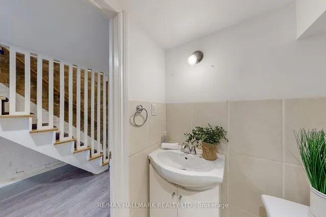 Additional image 33 of 321 O'connor Dr