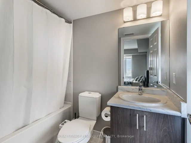 Additional image 27 of 716 Main St Unit 1008
