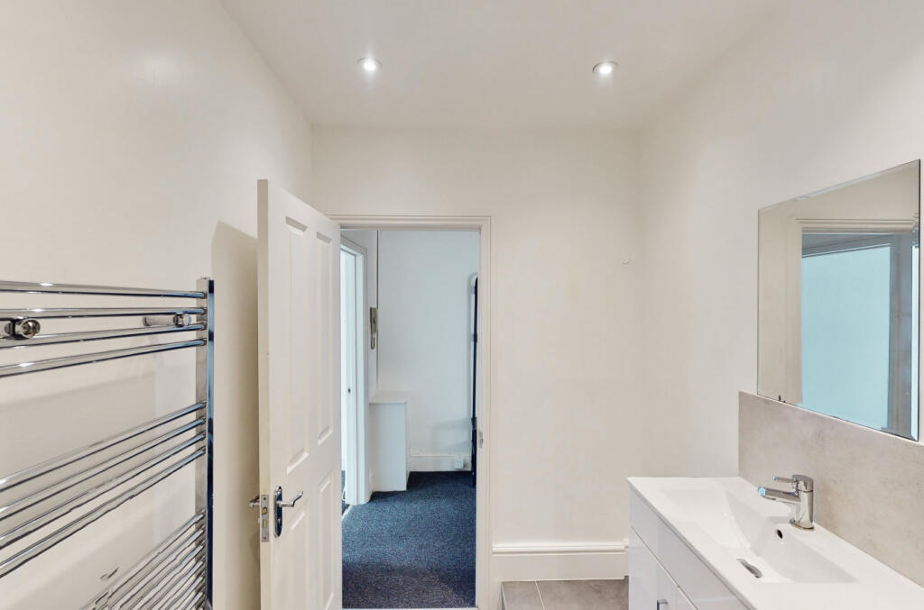 Additional image 12 of Lower Bristol Road