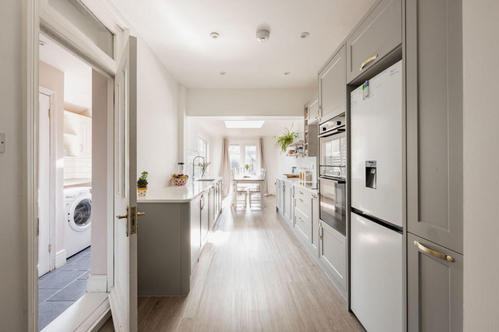 Additional image 30 of St. Philips Road, Newmarket, CB8